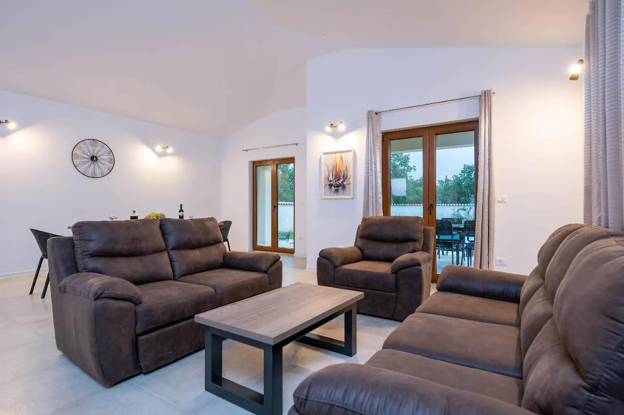 Holiday House Luca Porec Croatia