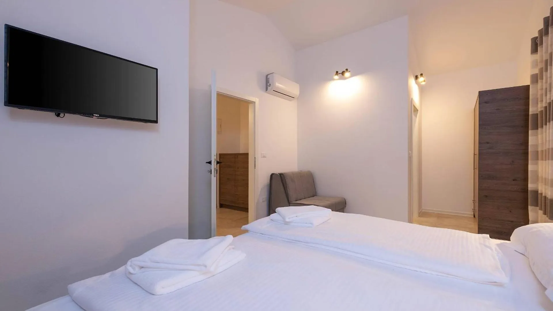 Holiday home Holiday House Luca Porec