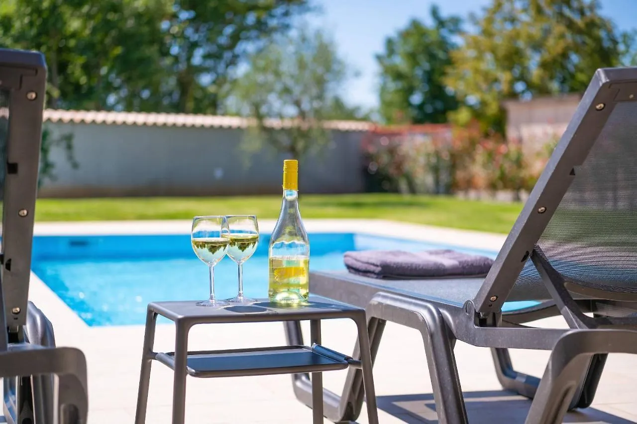 Holiday House Luca Porec Holiday home